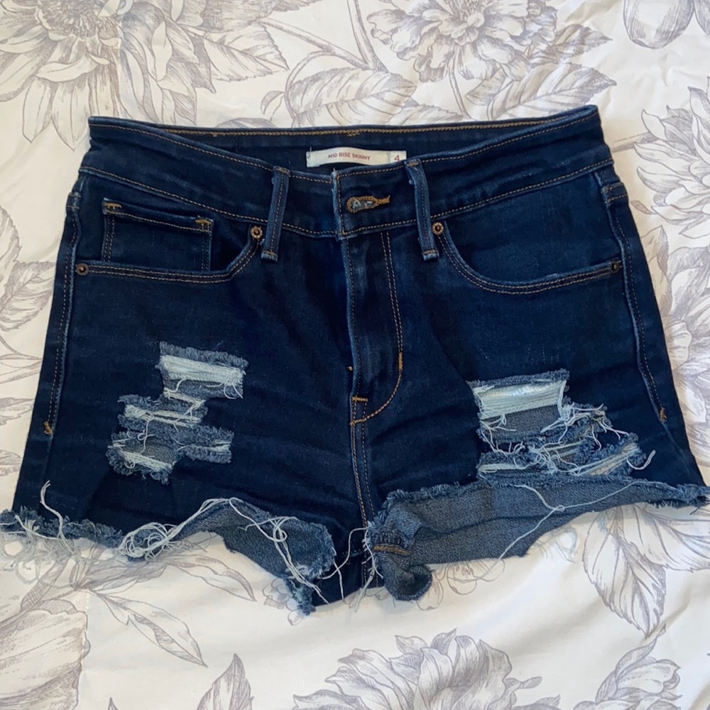 Levi’s jean shorts